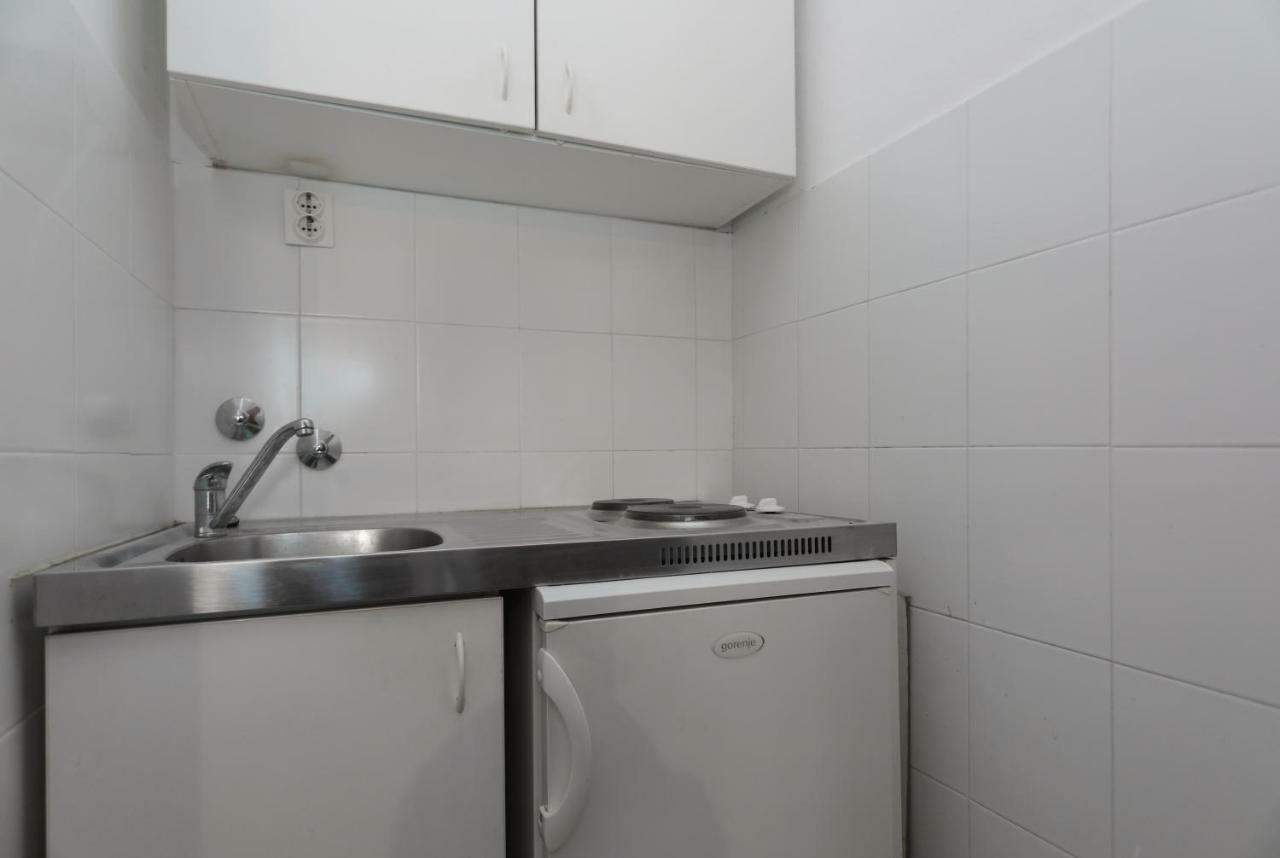 Studio Apartment Ana Supetar Ngoại thất bức ảnh